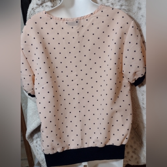 Robert James Top Light Pink and Black Polka Dots Size Small/Med. - Picture 6 of 7
